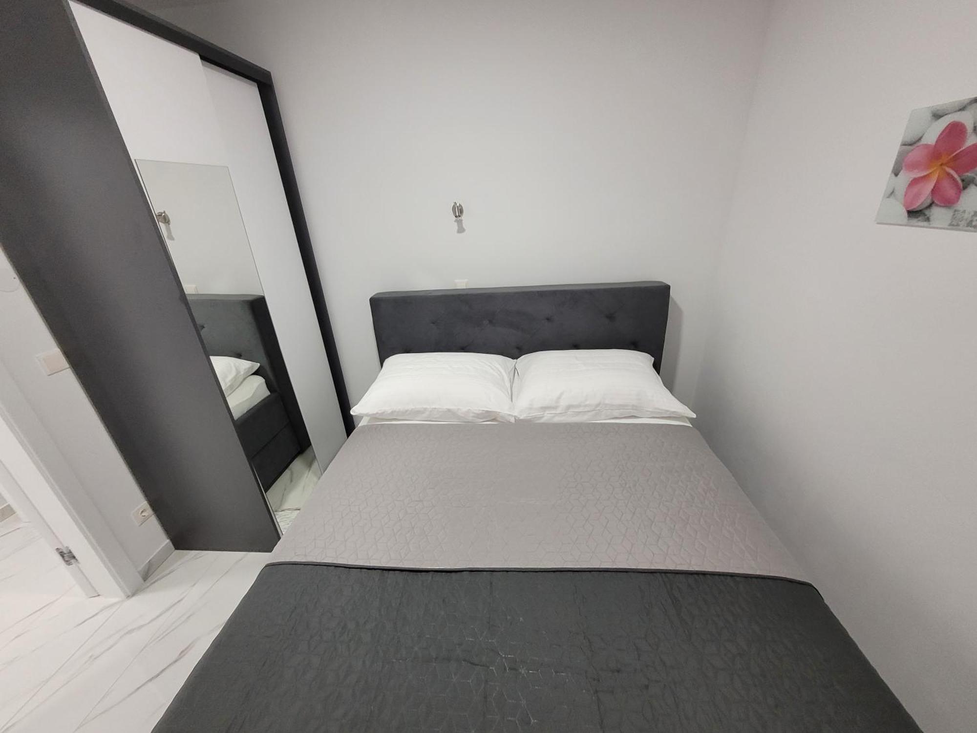 Aversu Apartment